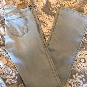 Hollister light wash Jeans size 3R
